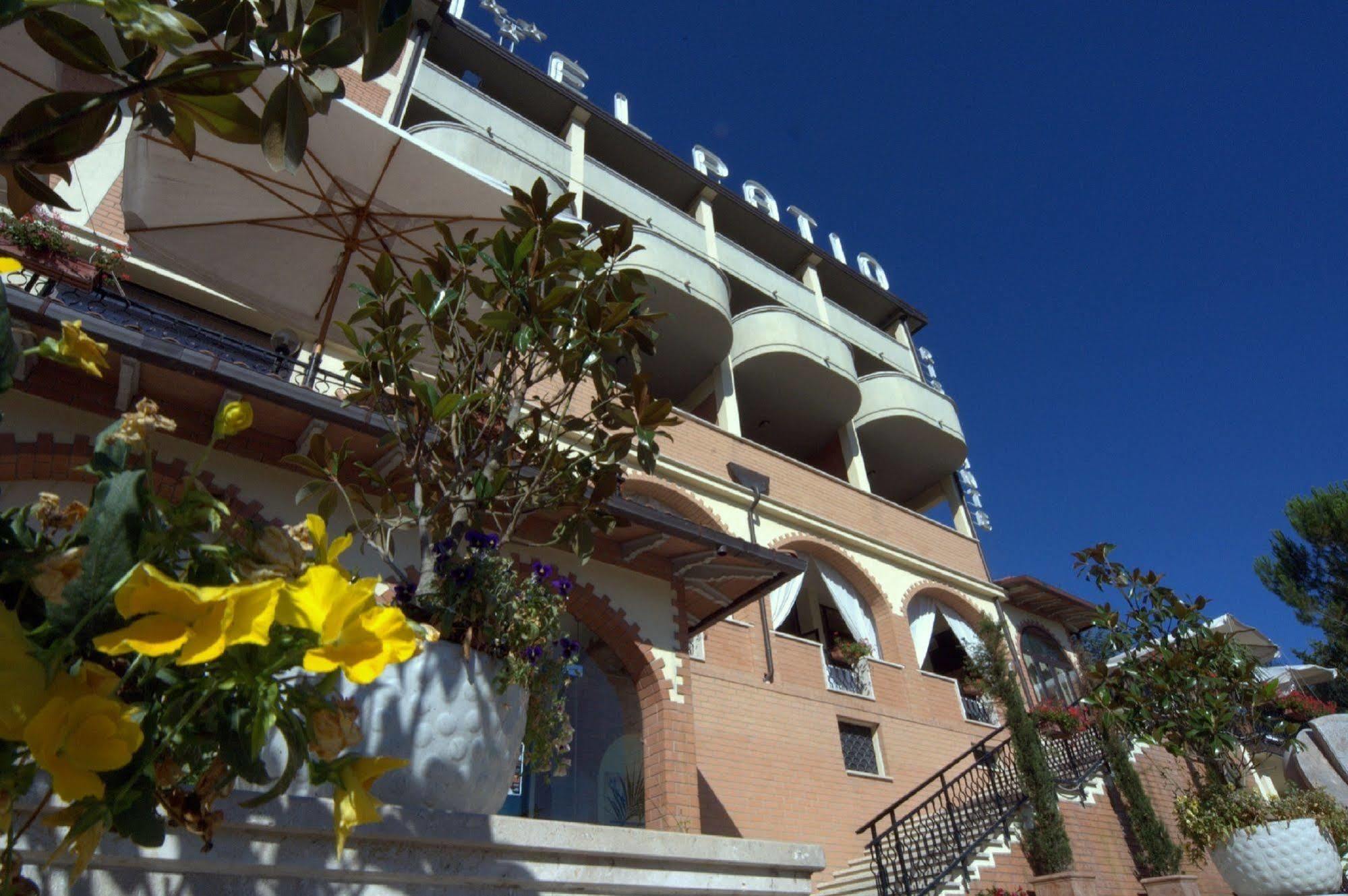 El Patio Hotel 科尔恰诺 外观 照片